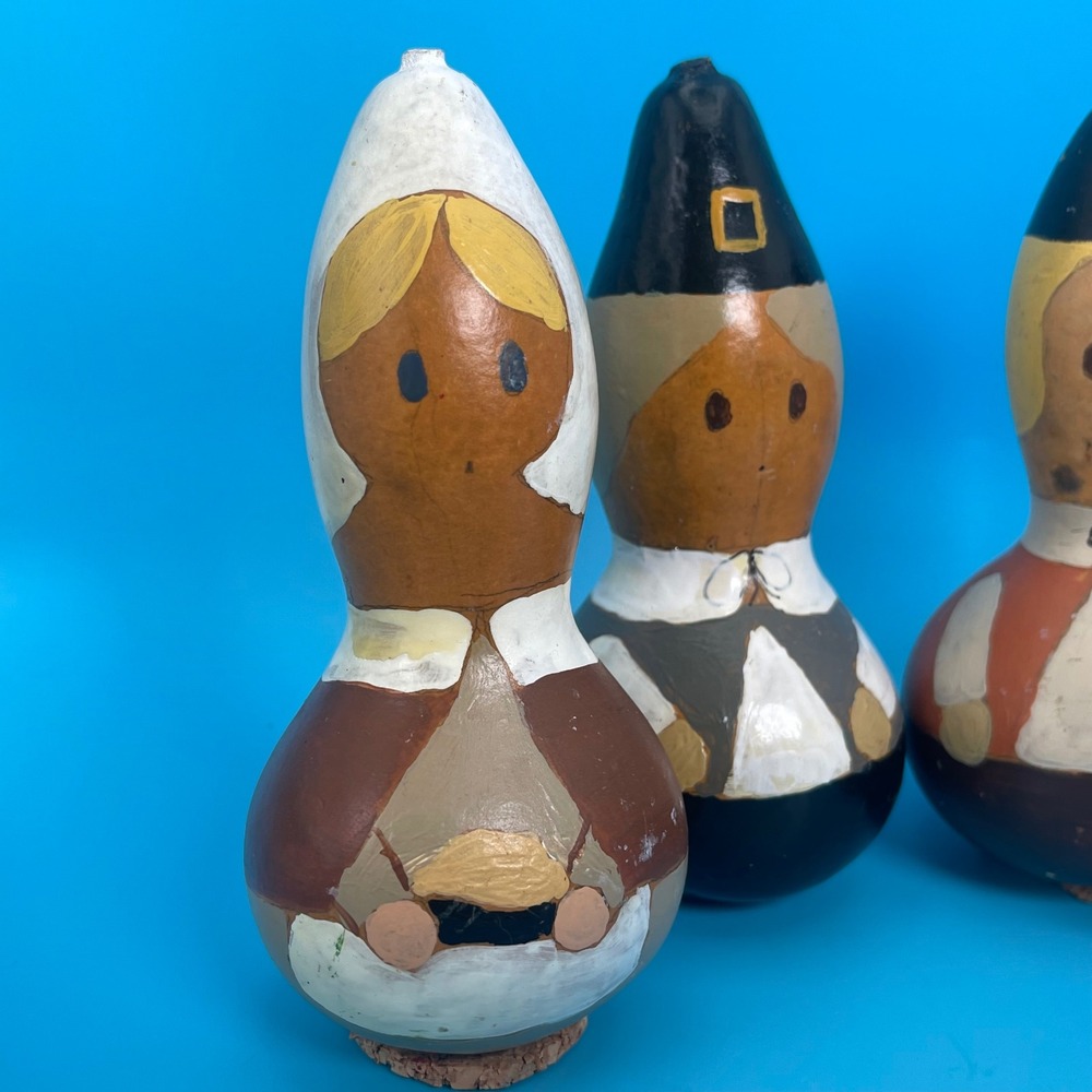 Vintage Hand Painted Pilgrim Gourd Figurines 4 Multicolor Thanksgiving Folk Art - Picture 2 of 8
